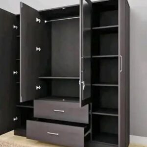 Closet/furnitures